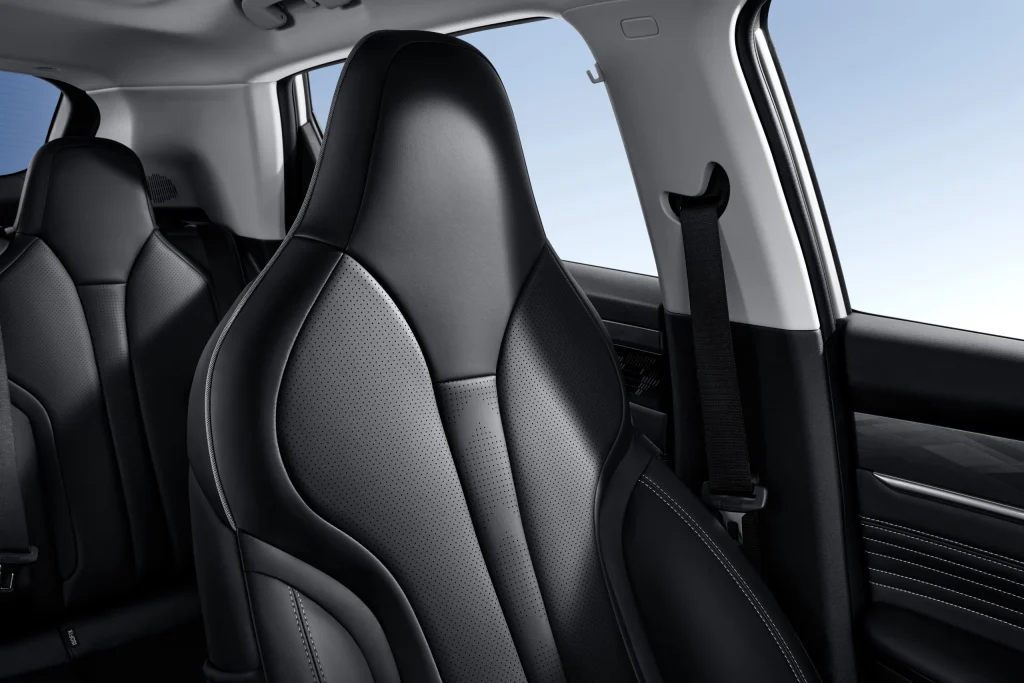 Dongfeng Box sedynes